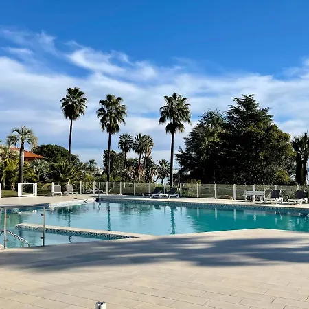La Mirandole By Connexion Apartment *