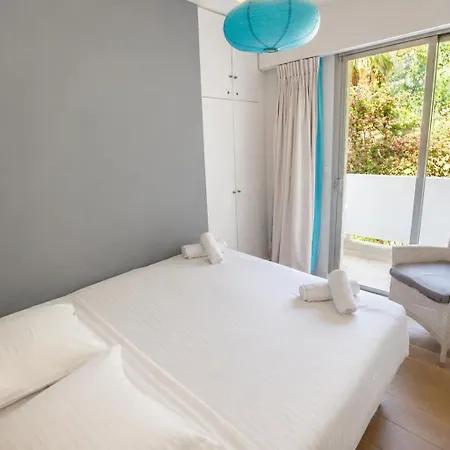 Apartment La Mirandole By Connexion